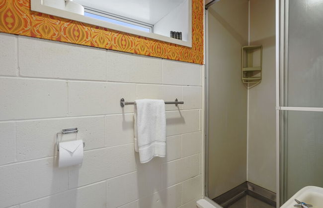 Dazzling Mairangi Bay Retreat Sea Views - Photo 31