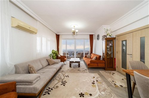 Photo 19 - Apartment With Panoramic City View in Kepez