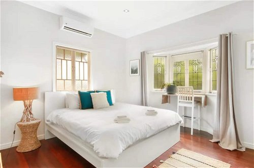 Photo 2 - Lovely 2 Bedroom Terrace House in West End