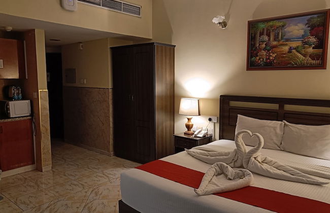 RUWI BEACH HOTEL APARTMENTS - Photo 19