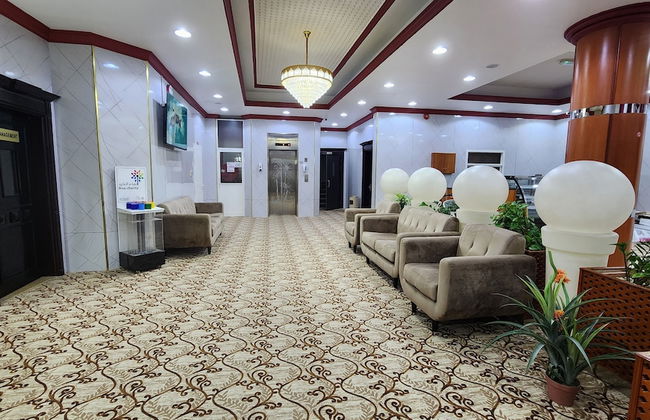 RUWI BEACH HOTEL APARTMENTS - Photo 2