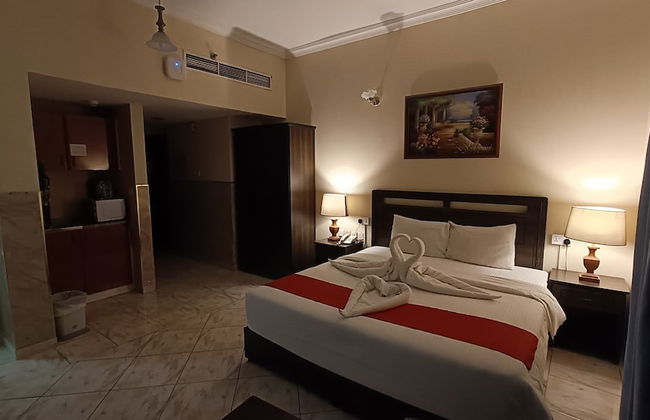 RUWI BEACH HOTEL APARTMENTS - Photo 28