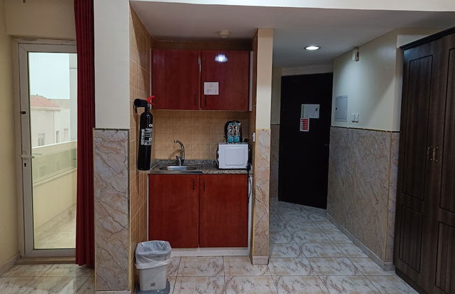 RUWI BEACH HOTEL APARTMENTS - Photo 17