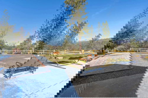 Foto 38 - Awesome Views, Game Room, Hot Tub and More!