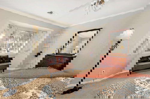 Foto 2 - Awesome Views, Game Room, Hot Tub and More!