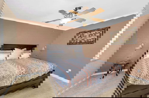 Foto 6 - Awesome Views, Game Room, Hot Tub and More!