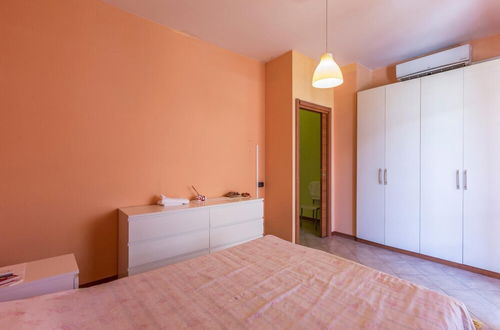 Photo 2 - Dossetti in Bologna With 1 Bedrooms and 1 Bathrooms