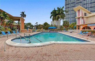 Foto 1 - Hallandale Beach Vacation Home Pool Miami