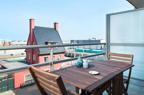 Photo 5 - Modern Apartment in The Hague With Balcony