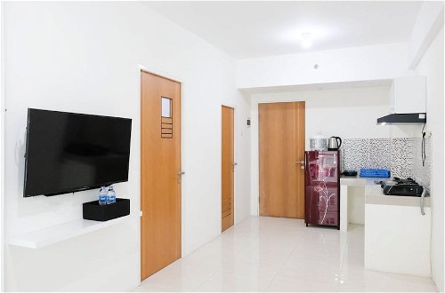 Photo 3 - Spacious And Best Deal 2Br Apartment At Puncak Bukit Golf Surabaya