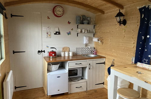 Photo 1 - Captivating 1-bed Cabin in Middlesbrough