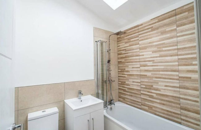 Impeccable 1-bed Apartment in Buxton Town Center - Foto 8