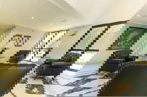Foto 1 - Kazanoah - Universe Flat