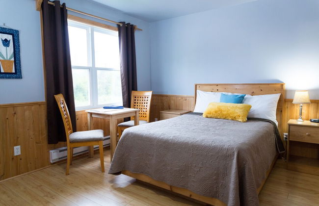 Middle Brook Cottages & Chalets - Photo 18