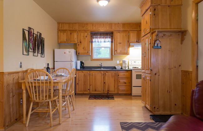 Middle Brook Cottages & Chalets - Photo 6
