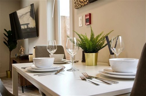 Foto 20 - Modern 2bedroom Condo Great Location Coffee Wifi