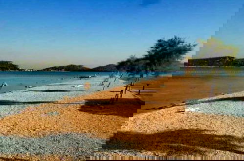 Photo 10 - Denko - Right on the Beach - SA3