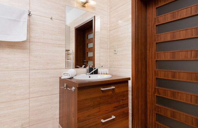 Willa 4 Pory Roku Apartment by Renters - Foto 30