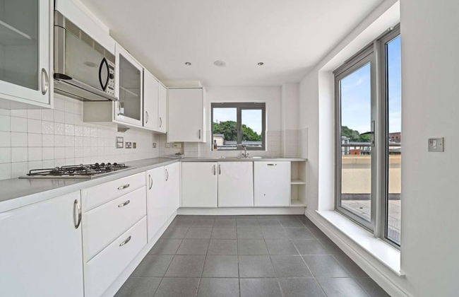Luxurious 3 Bedroom Penthouse in City Centre - Foto 7