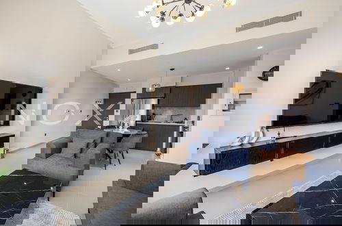 Photo 3 - 2 Beds High Floor Act I Act II Downtown