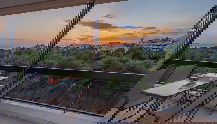 Photo 1 - Archer - Sea View Apartment