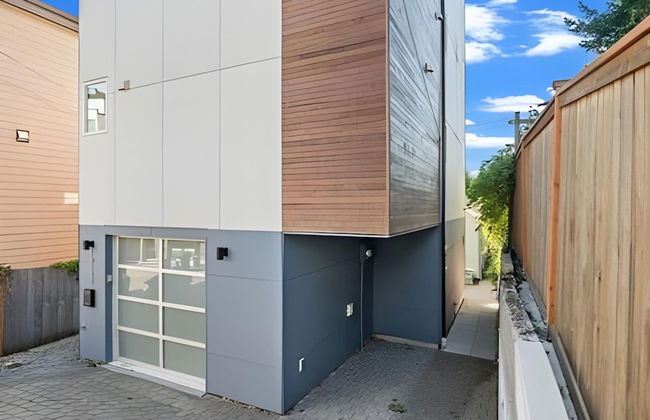 NEW 3BR Great Location Queen Anne W Rooftop - Photo 33