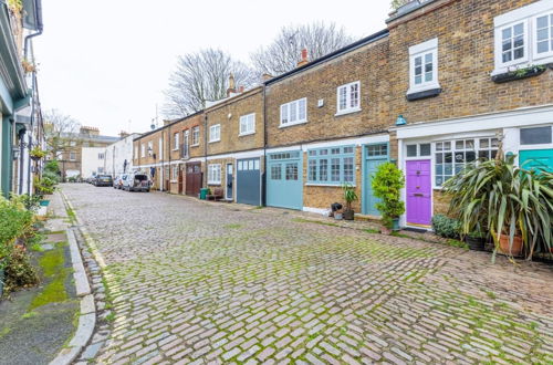 Photo 22 - Hidden 1BD Flat Near Regents Park, Warwick Avenue