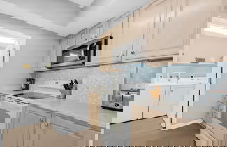 Foto 3 - Silver Beach Towers 1205 East