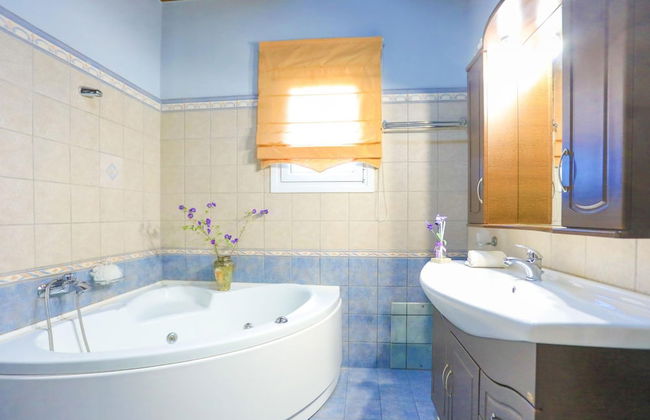 Villa Chrisdina in Nymfes - Photo 35