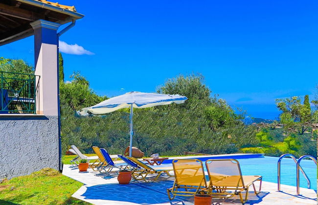Villa Chrisdina in Nymfes - Photo 2
