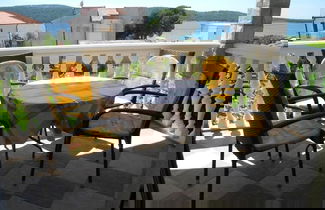 Photo 1 - Maca - Seaview & Private Parking - A2