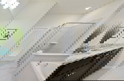 Foto 38 - Luxury Disney Home W/private Pool Spa Game Bar