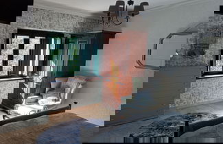 Photo 3 - Apartment With Air-con and Pool