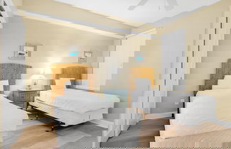Foto 1 - Grandview East 301