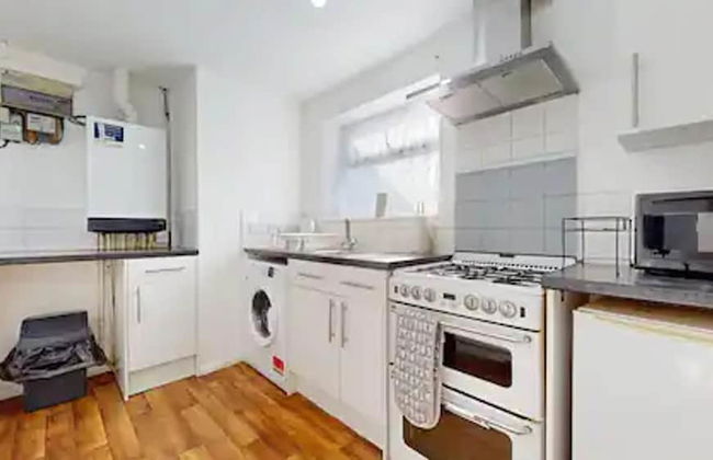 Beautiful 2-bed Apartment in Stanford-le-hope - Foto 6