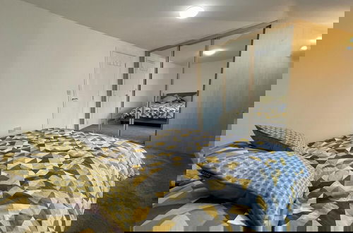 Foto 2 - Impeccable 2-bed Apartment in Scarborough