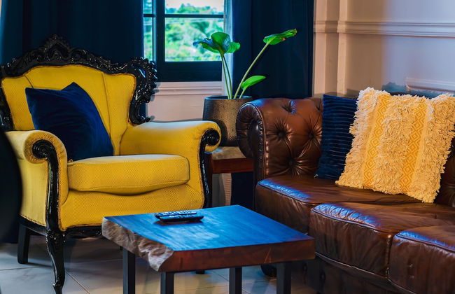 Colonial Wolf Oasis - Photo 1