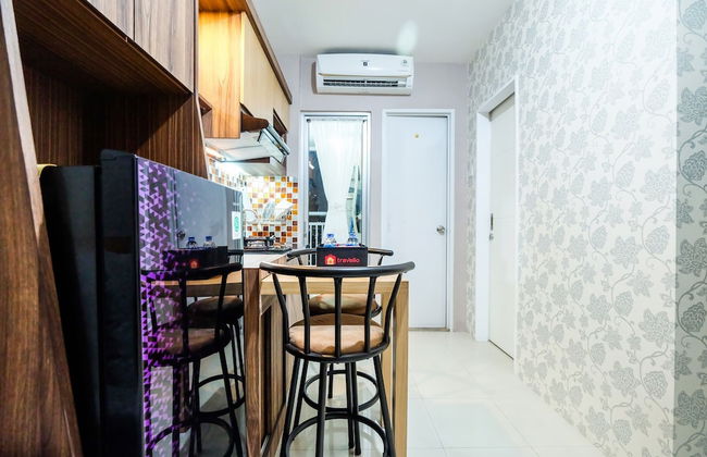 Classic 2BR Bassura City Apartment - Photo 29