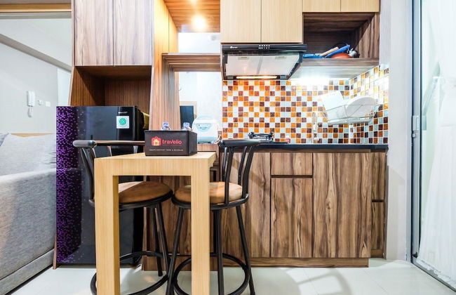 Classic 2BR Bassura City Apartment - Photo 12
