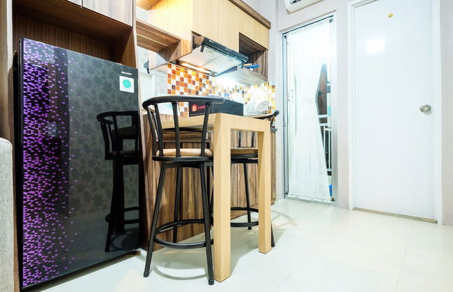 Classic 2BR Bassura City Apartment - Photo 10