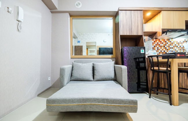 Classic 2BR Bassura City Apartment - Photo 21