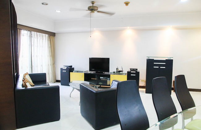 2BR Family Sudirman Condominium Apartment near Plaza Semanggi - Foto 17