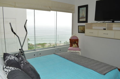 Photo 2 - Modern Miraflores Apartment Ocean View