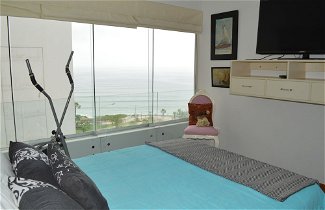 Photo 2 - Modern Miraflores Apartment Ocean View