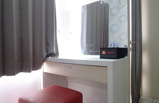 Foto 3 - Comfy Studio Apartment at Pavilion Permata with City View