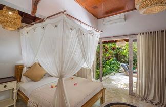 Photo 3 - Oberoi Luxury Villas