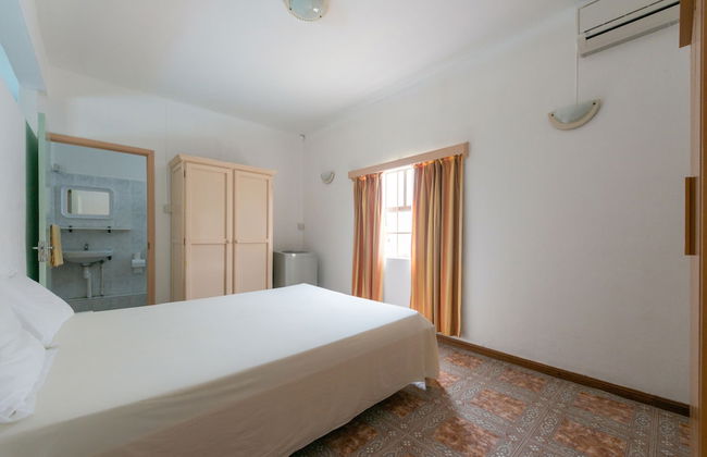 Wanna Studio Apartments - Photo 3