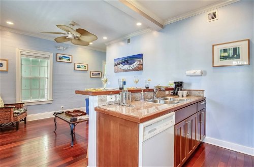 Photo 5 - Paradise Place by Avantstay Key West Old Town Condo w/ Shared Pool
