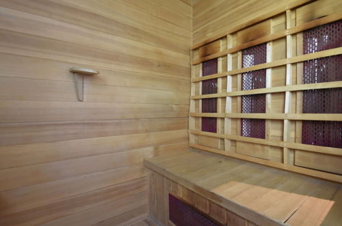 Photo 24 - Holiday Home Hazenborgh With Infrared Sauna