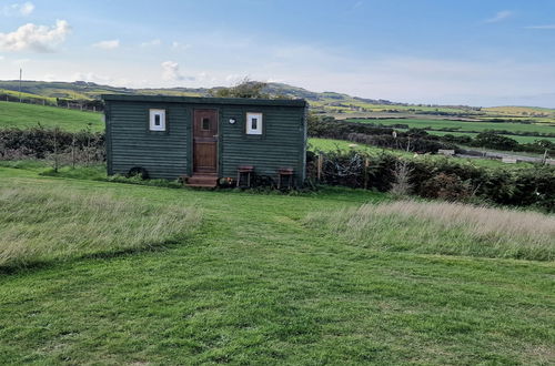 Photo 31 - Stunning 1-bed Shepherd hut in Holyhead